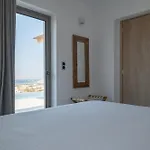 Oskelos Villa *